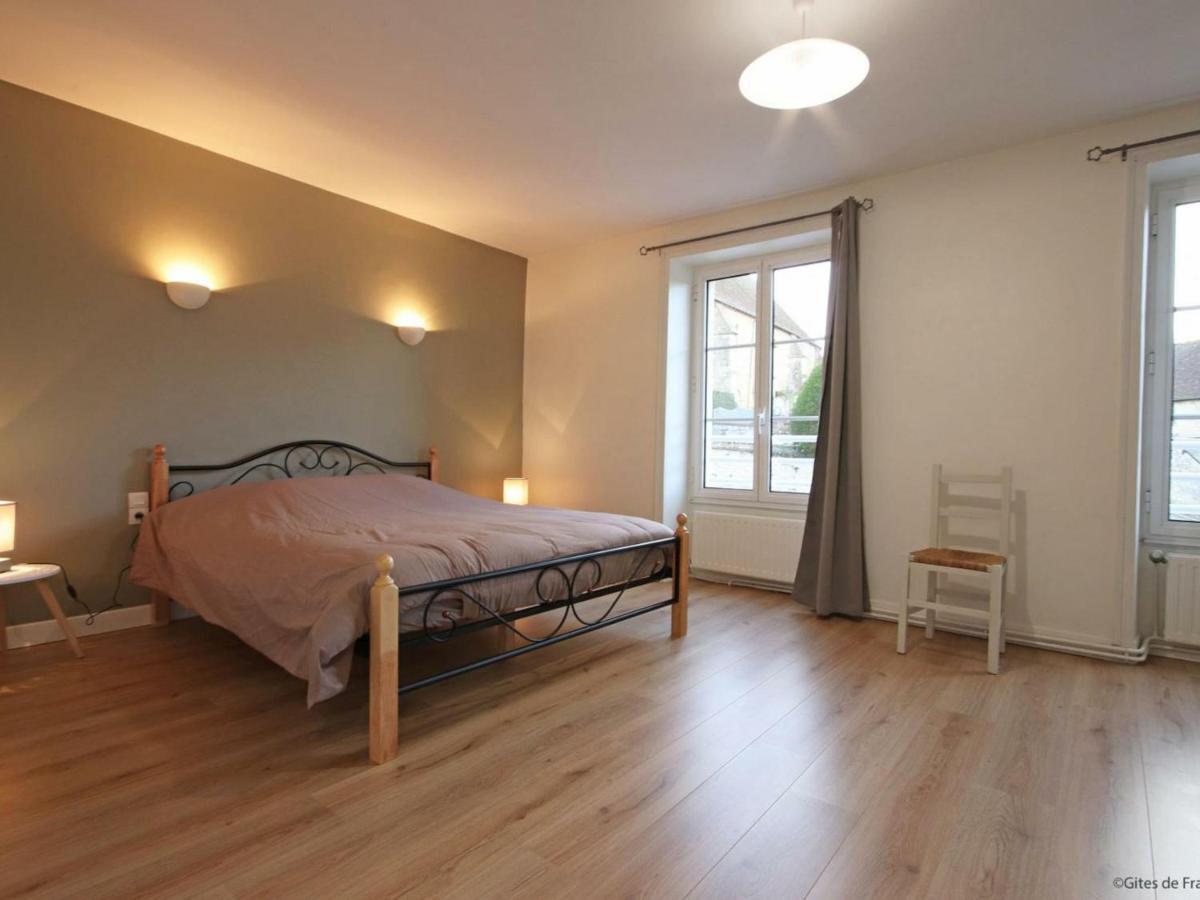 Gîte La Mesnière, 5 pièces, 12 personnes - FR-1-497-65 Extérieur photo