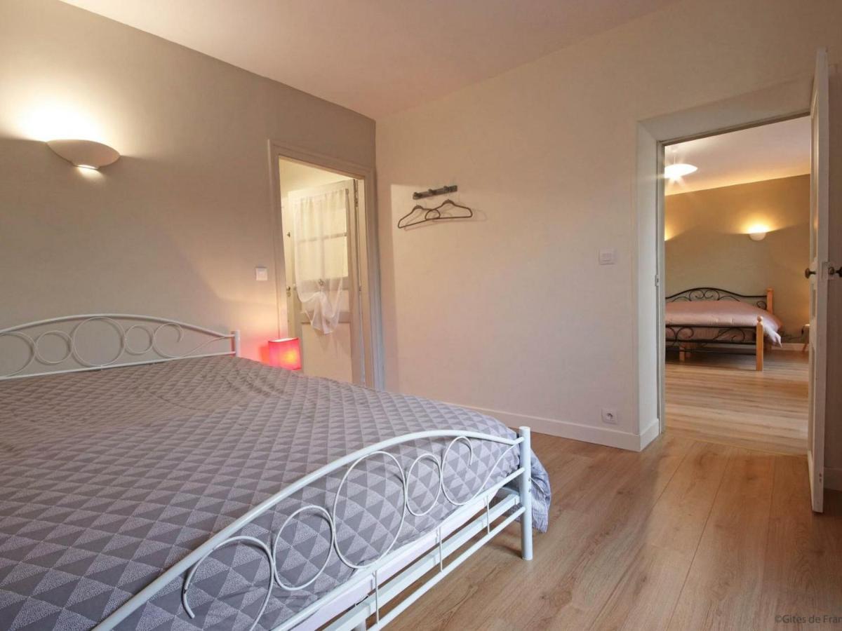 Gîte La Mesnière, 5 pièces, 12 personnes - FR-1-497-65 Extérieur photo