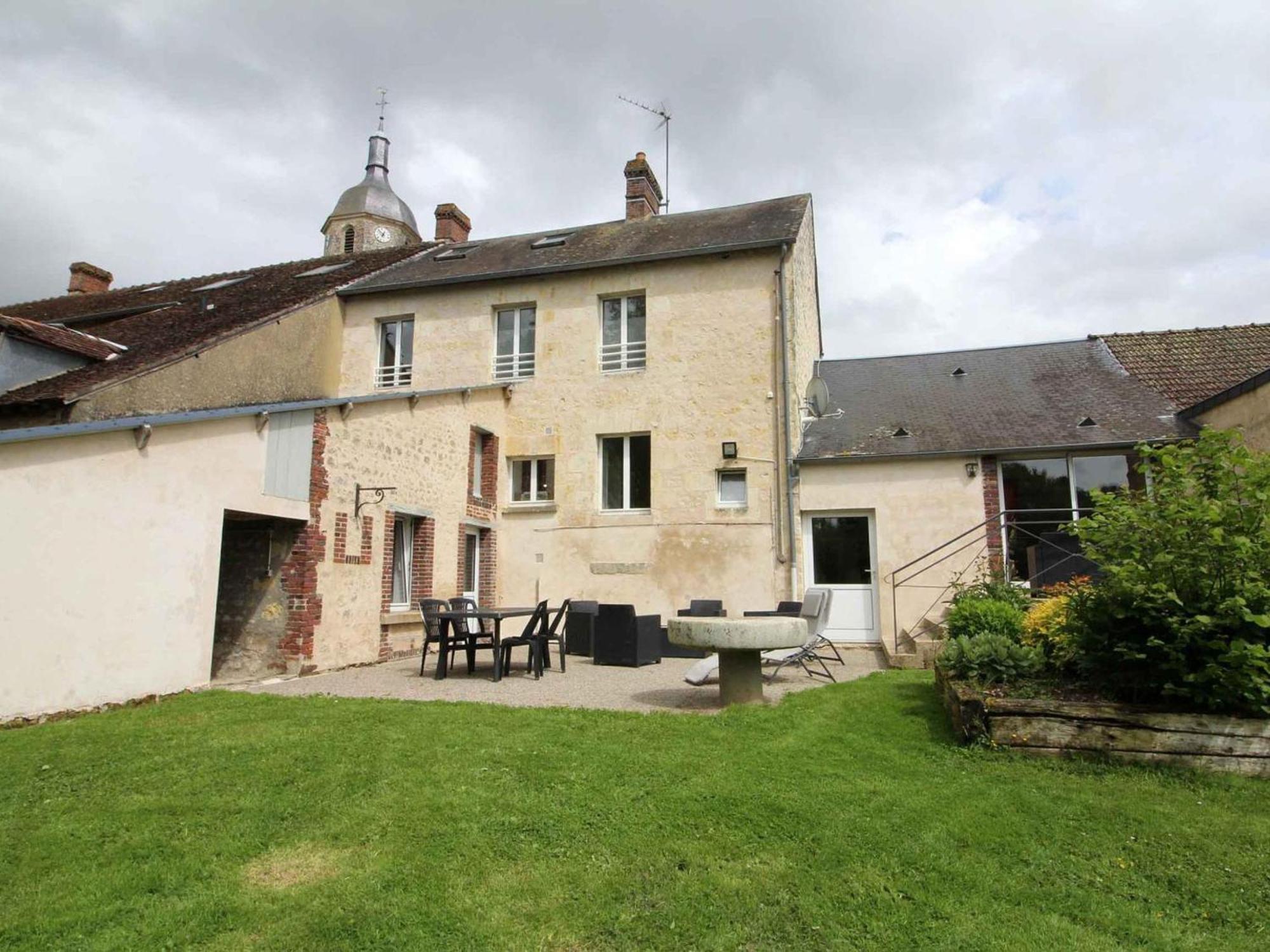 Gîte La Mesnière, 5 pièces, 12 personnes - FR-1-497-65 Extérieur photo