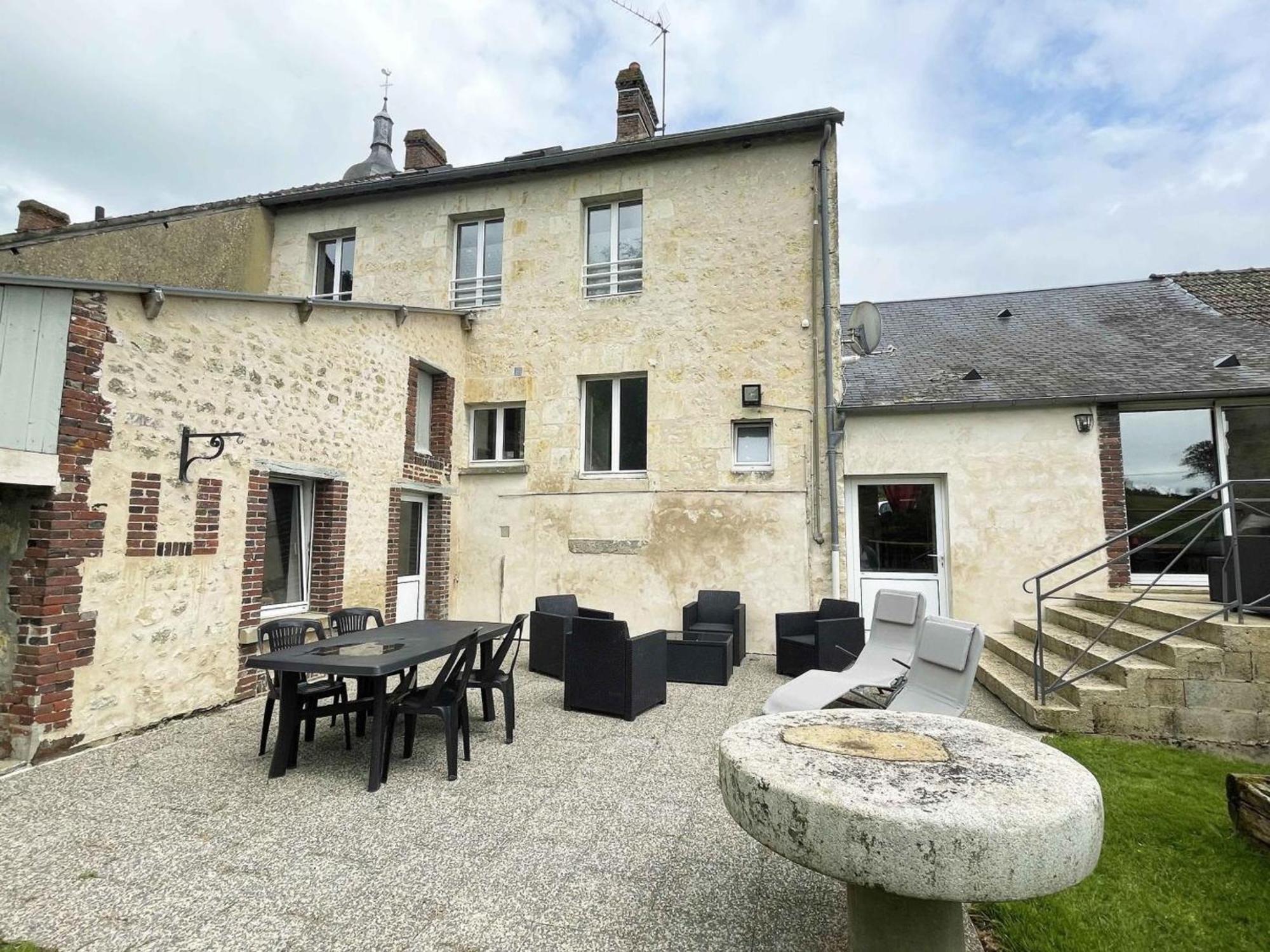 Gîte La Mesnière, 5 pièces, 12 personnes - FR-1-497-65 Extérieur photo