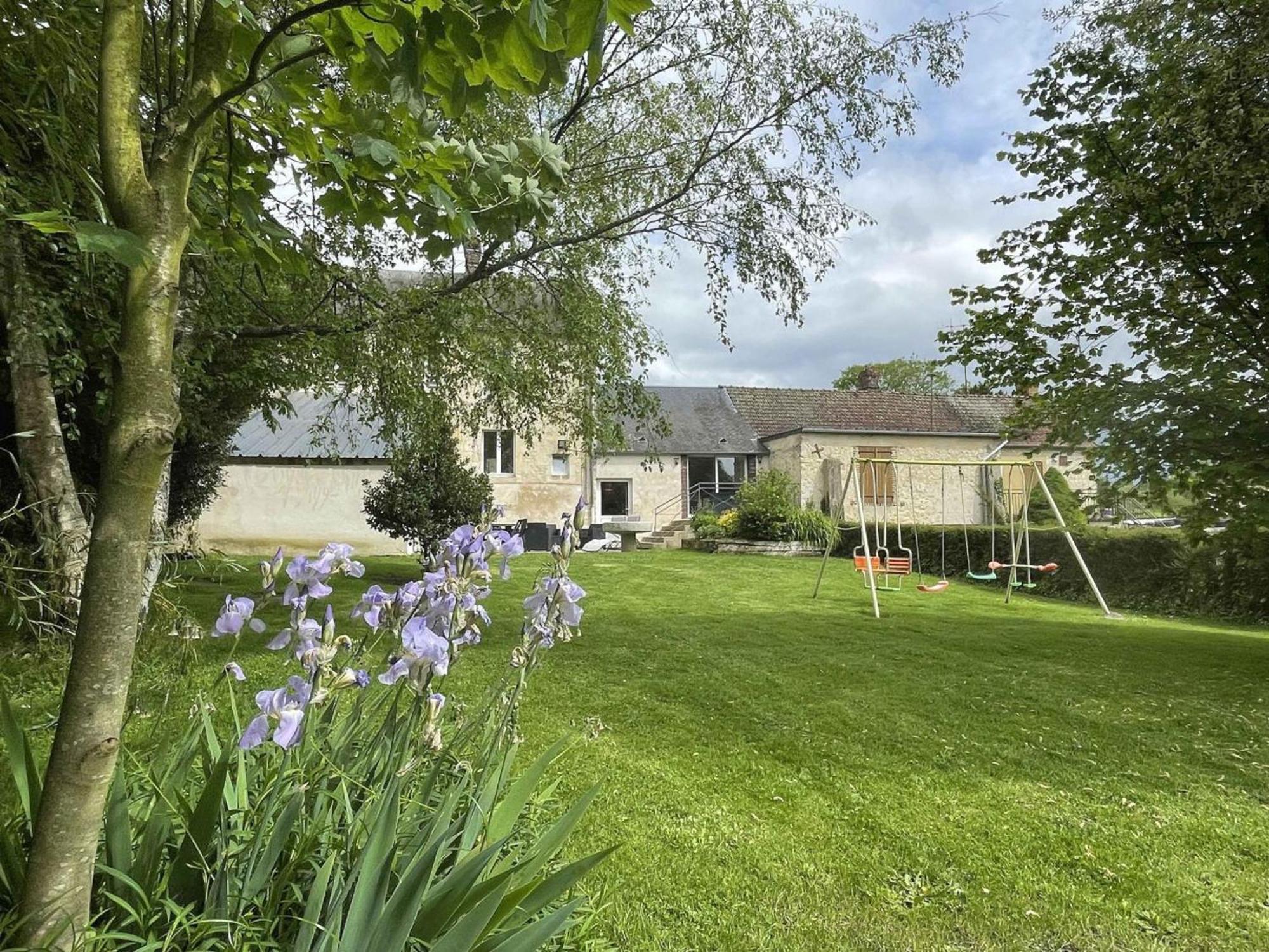 Gîte La Mesnière, 5 pièces, 12 personnes - FR-1-497-65 Extérieur photo