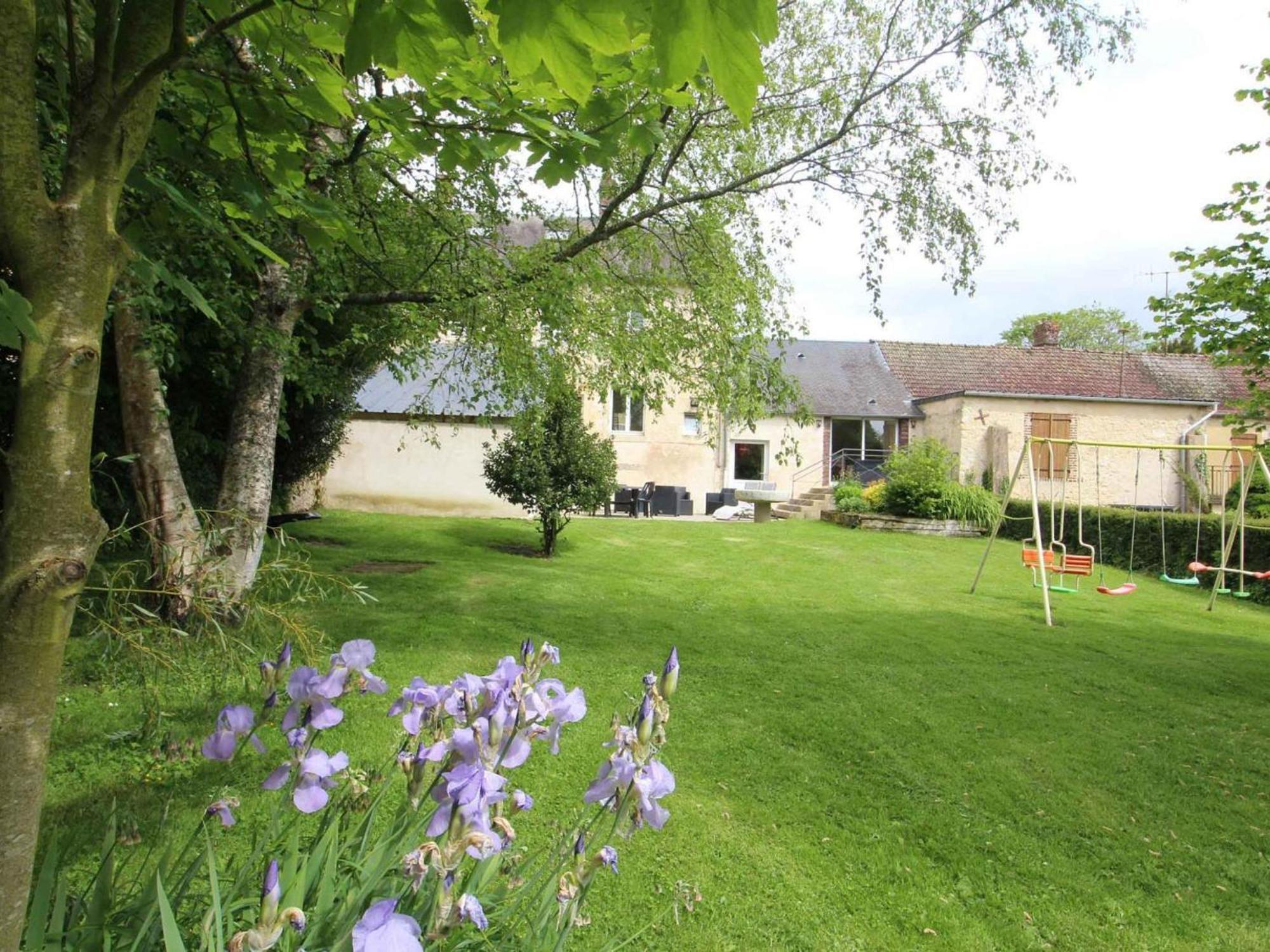 Gîte La Mesnière, 5 pièces, 12 personnes - FR-1-497-65 Extérieur photo