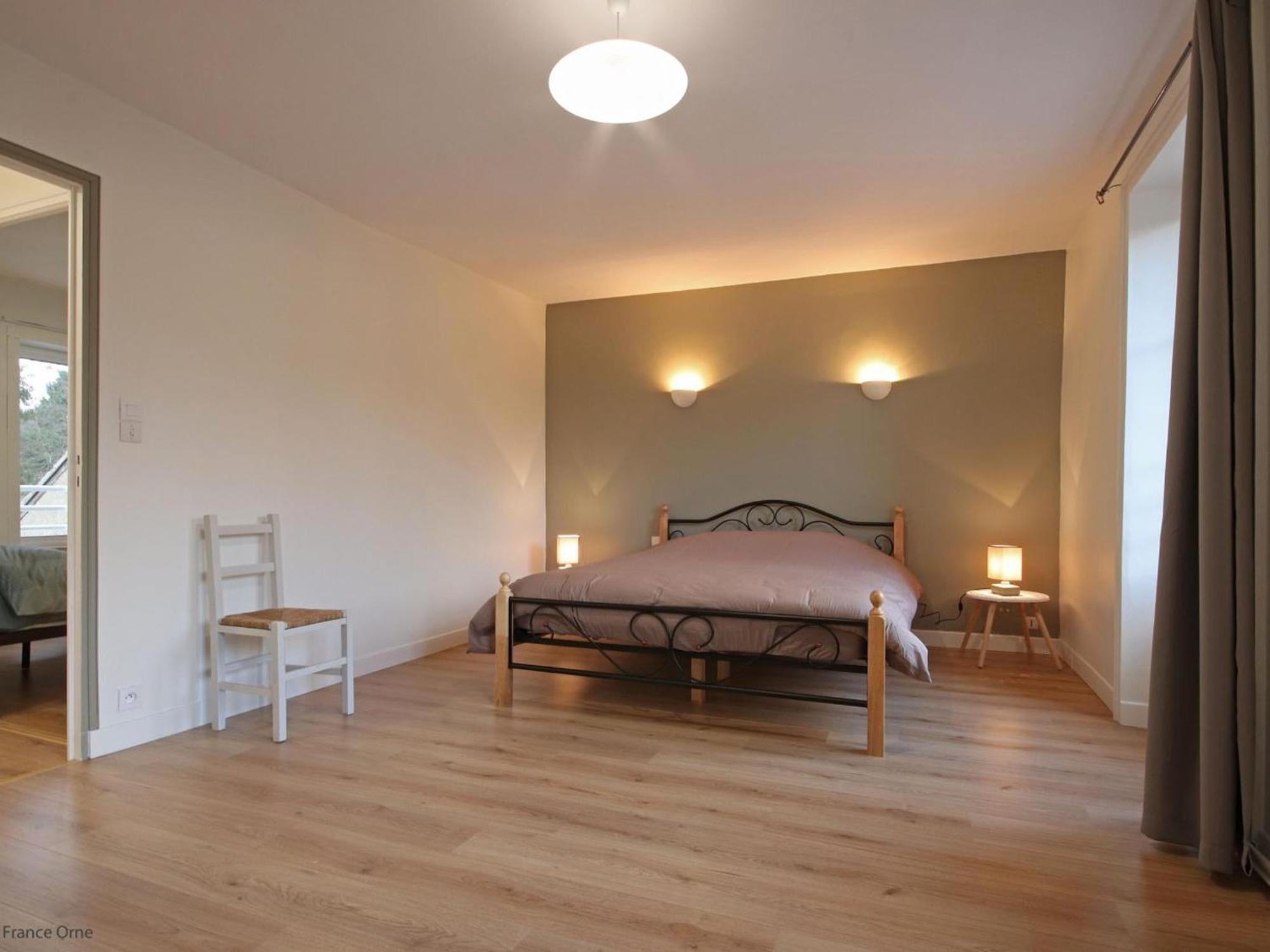 Gîte La Mesnière, 5 pièces, 12 personnes - FR-1-497-65 Extérieur photo